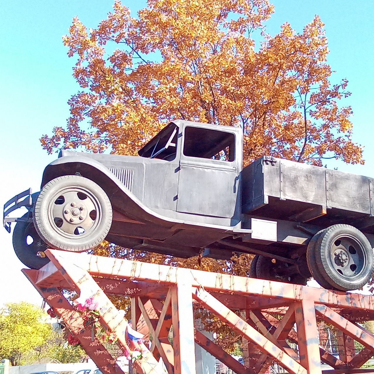 Как работала дорога жизни