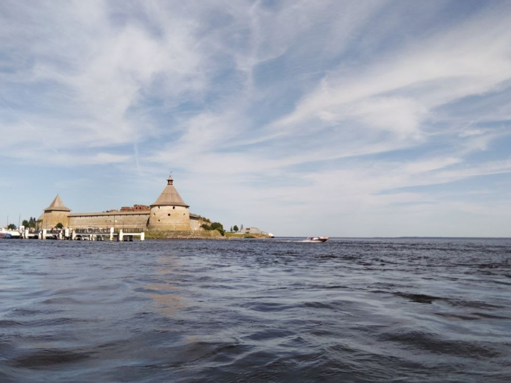 По Неве до Шлюшина