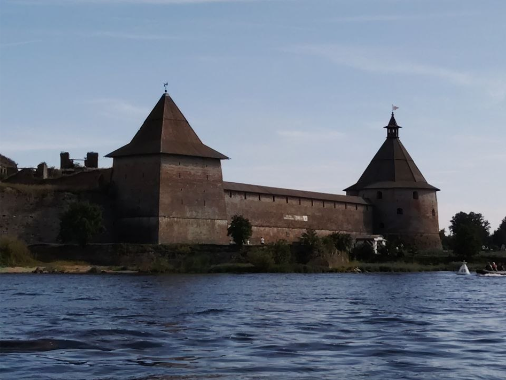 По Неве до Шлюшина