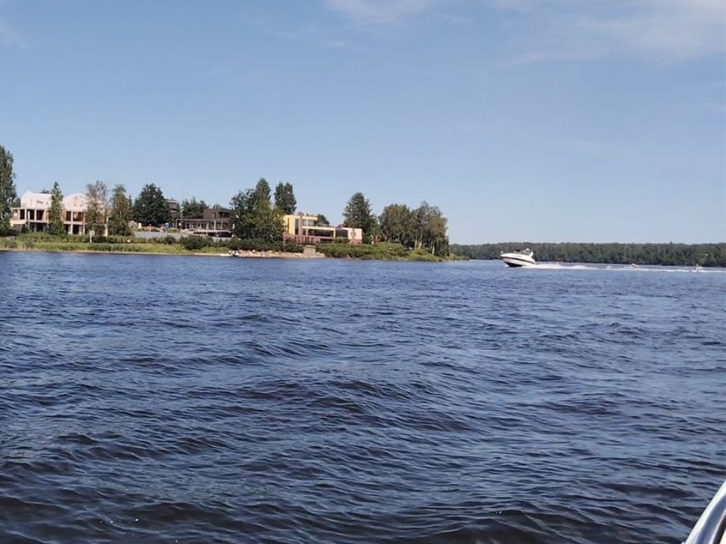 По Неве до Шлюшина